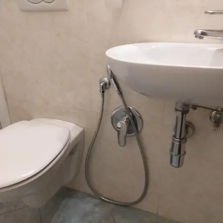 Bologna Hotell 2*