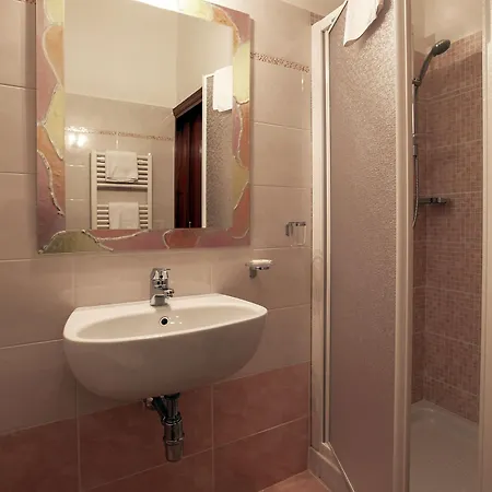 Bologna Hotell 2*
